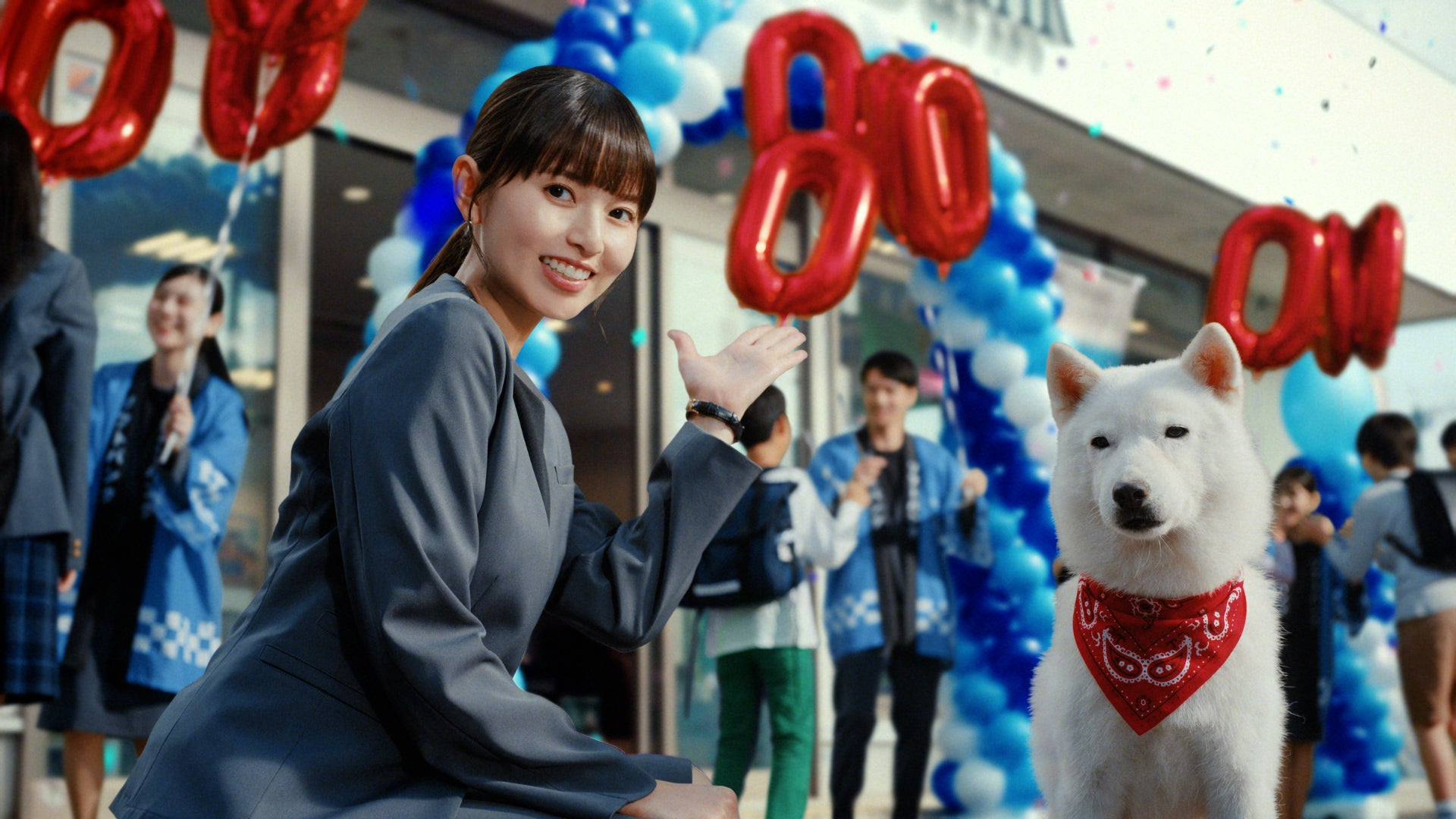 齋藤飛鳥／ソフトバンク新テレビCM「スマホデビュー祭」篇（提供写真）