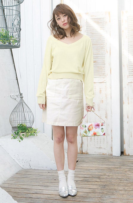 コーデュロイ台形ミニスカート「神戸レタス」1990円（税込）／画像提供：神戸レタス