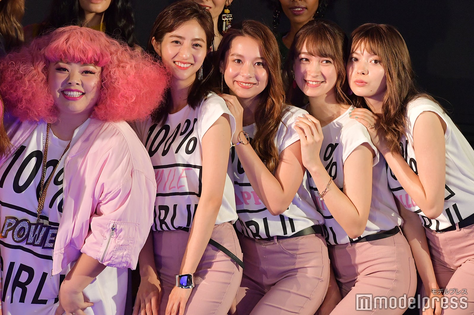 渡辺直美、堀田茜、Niki、藤井サチ、八木アリサ（C）モデルプレス