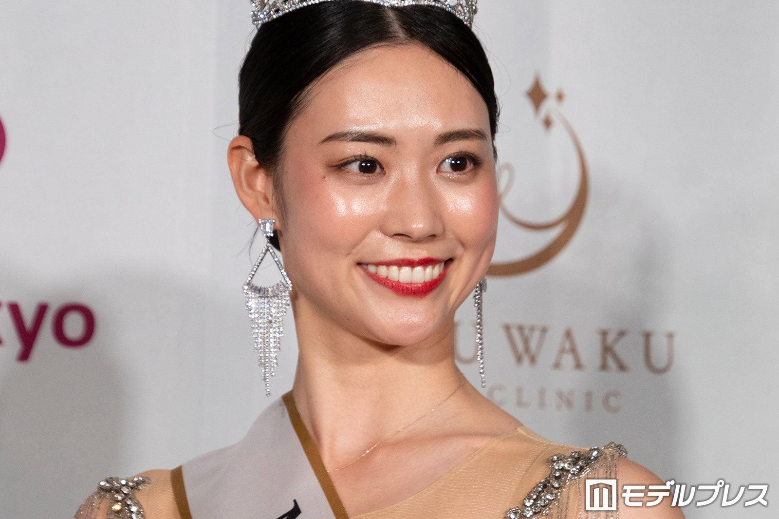 「2026ミス・ジャパン」グランプリに輝いた中村彩乃さん（C）モデルプレス