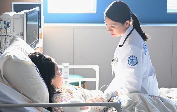 Nandin-Erdene Khongorzul、二階堂ふみ「VIVANT」第5話より(C)TBS