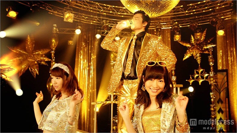 柏木由紀、指原莉乃／CMカットより