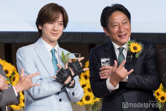 DAIGO、原晋監督(C)モデルプレス