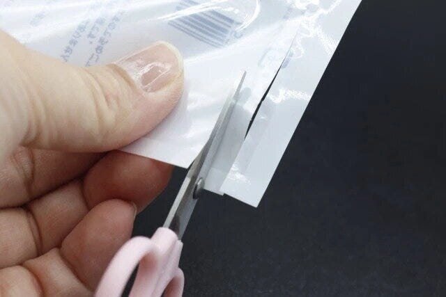 ダイソー ミニハサミ(ガーベラ、ねこ) ダイソーのサクサク切れるミニハサミ(ガーベラ、ねこ)