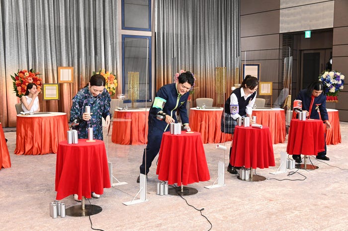 永野芽郁、ノブ、中条あやみ、岡村隆史(C)日本テレビ