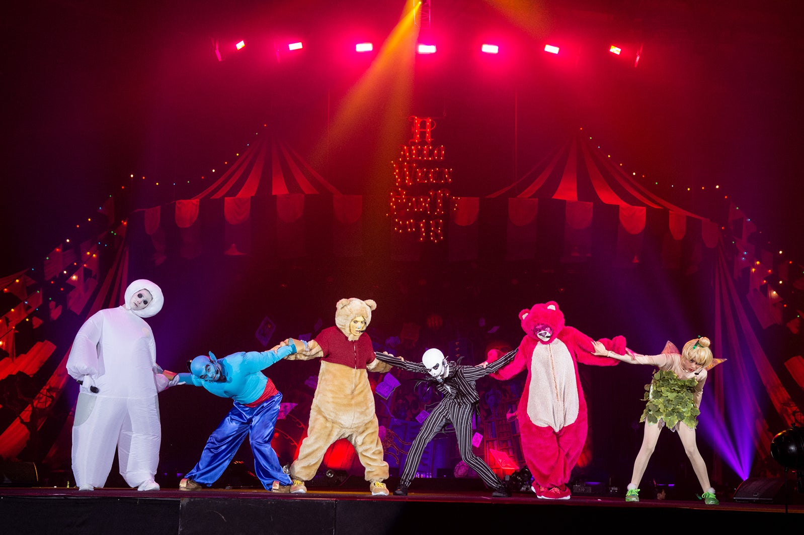 仮装姿の超特急／写真：深野輝美（提供画像）