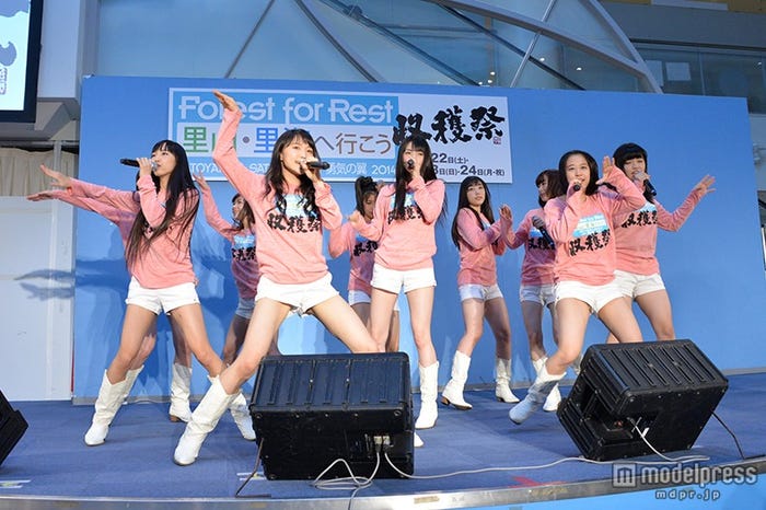 ライブを披露したモーニング娘。’14