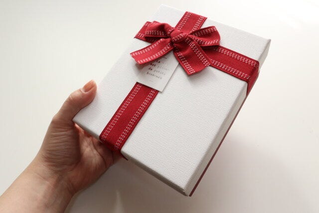 リボン長方形ギフトボックス(3サイズ) リボン長方形ギフトボックス(3サイズ)