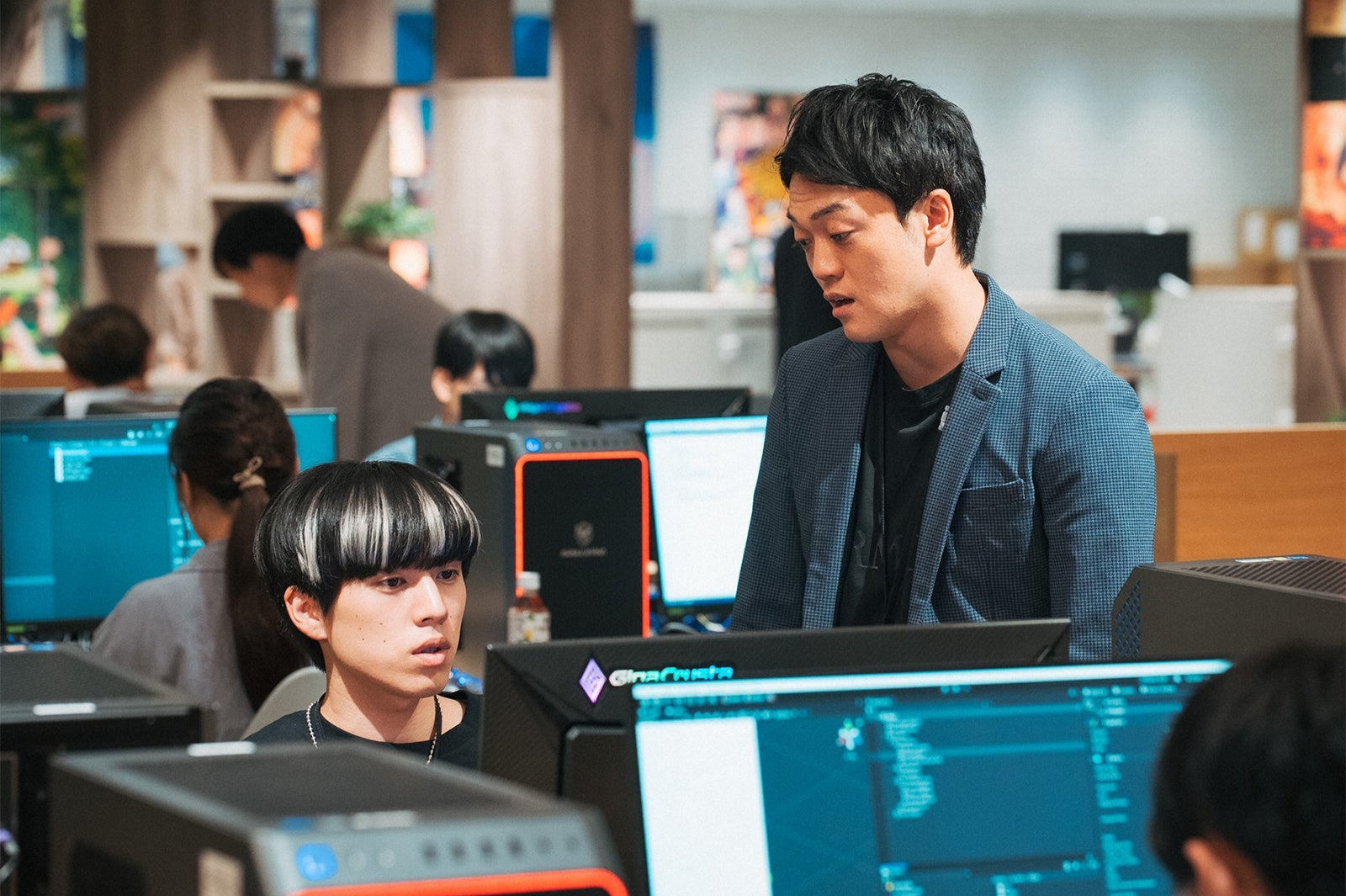 坂東龍汰、おばたのお兄さん／「ユニコーンに乗って」第8話より（C）TBS