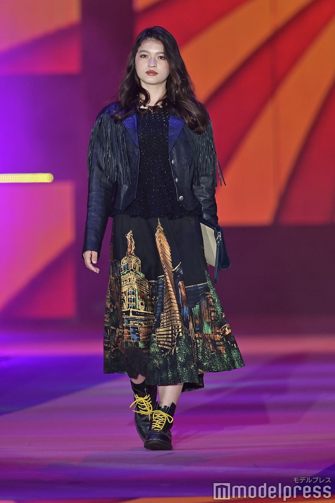 （C）モデルプレス