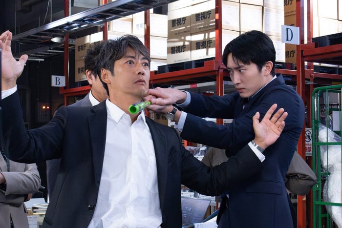 反町隆史、杉野遥亮「オクラ〜迷宮入り事件捜査〜」第4話(C)フジテレビ