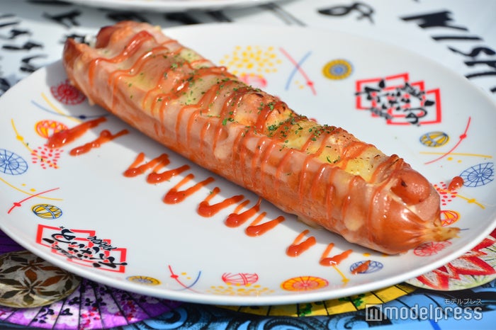 フランクフルトの中にフランクフルト結果フランクフルト。どないやねん！（加工肉大好き）¥800（C）モデルプレス