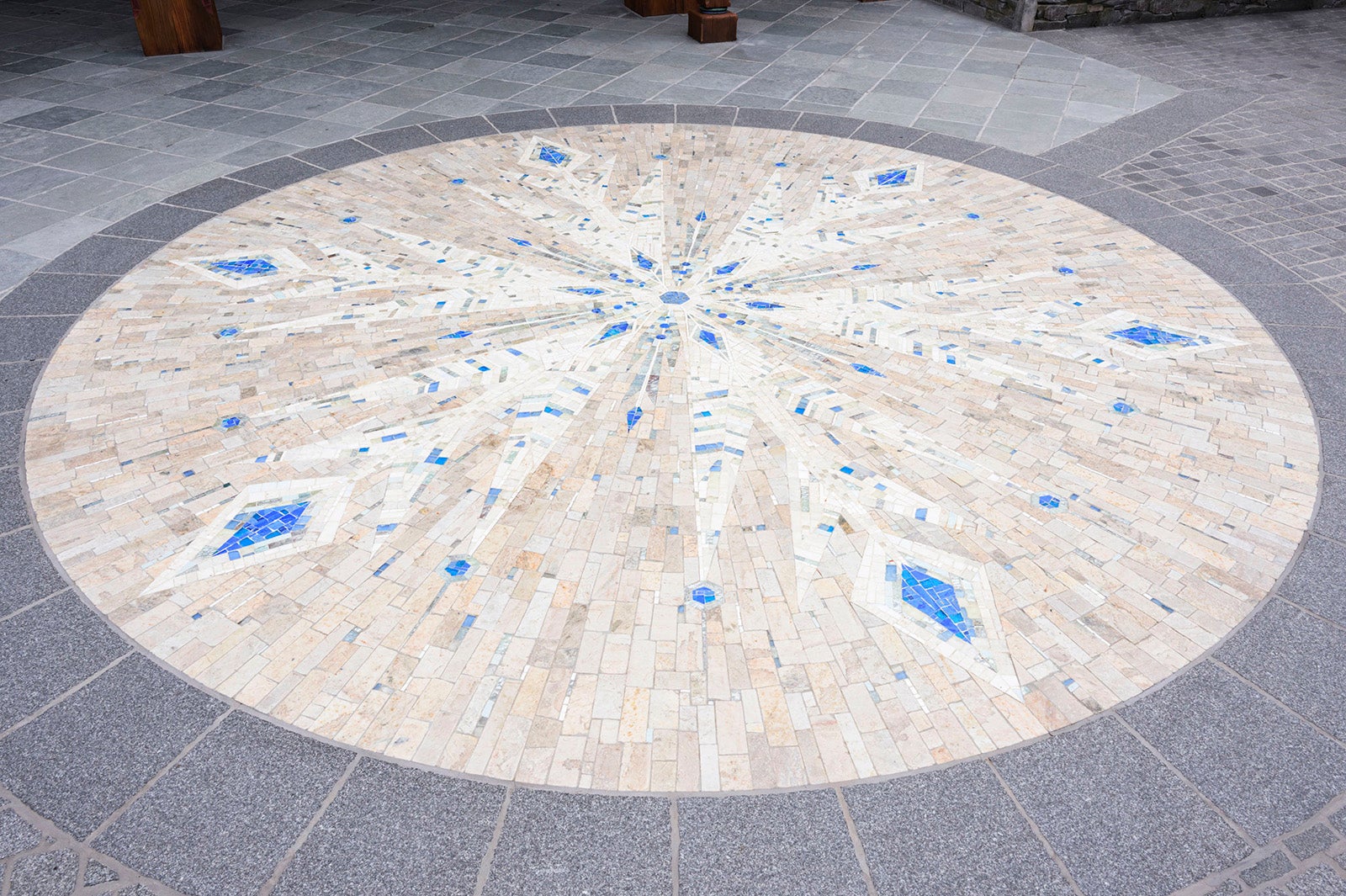 「フローズンキングダム」（C）Disney