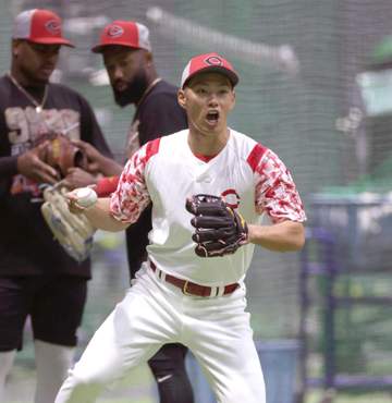 広島・中村奨成 「現状を打破」辰見に代わり今季3度目昇格 定位置奪取へ覚悟「（走攻守）全部できるように」