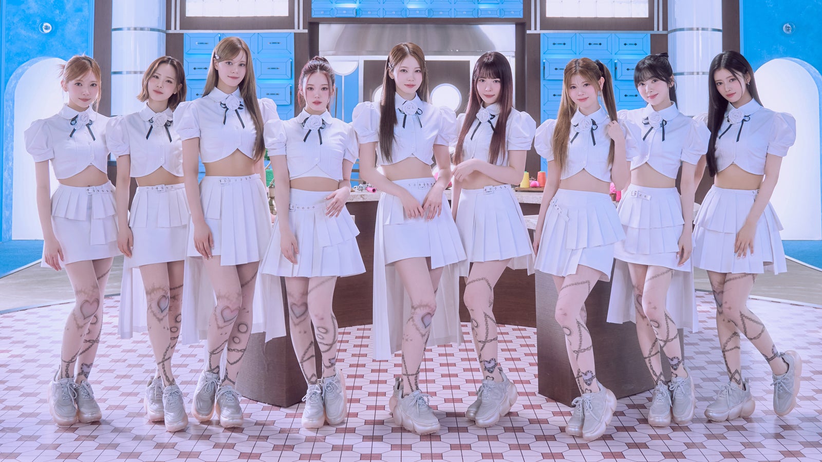 NiziU「ヒルナンデス！」水曜シーズンレギュラー就任 初回からスタジオ＆ロケで活躍【コメント】