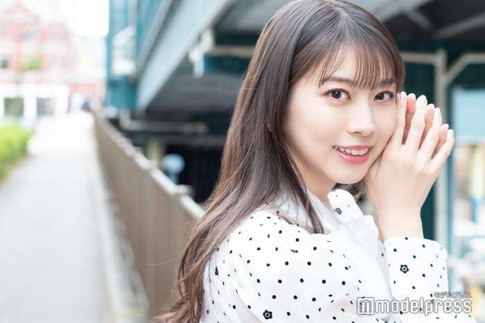 牧野真莉愛(C)モデルプレス