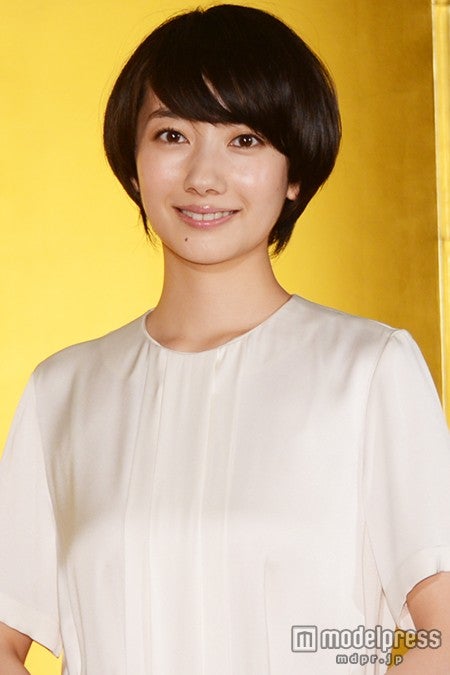 波瑠、今秋朝ドラヒロインに抜擢 4度目のオーディションで勝ち取る