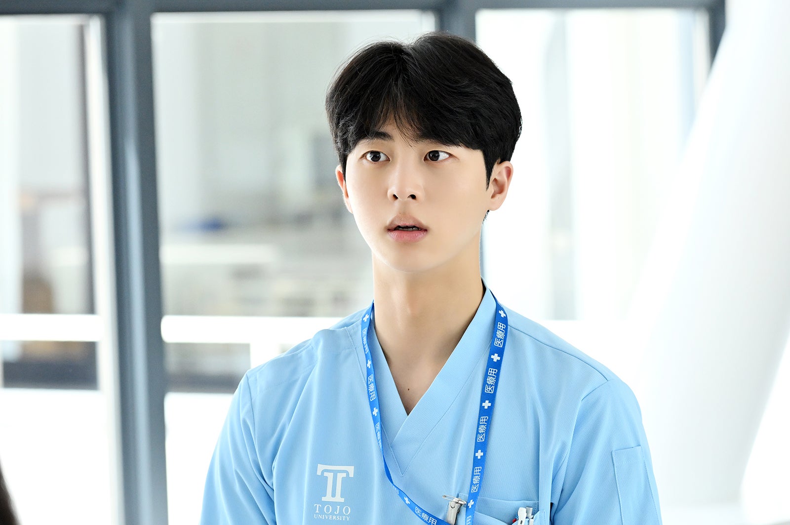 キム・ムジュン「ブラックペアン シーズン２」より（C）TBS