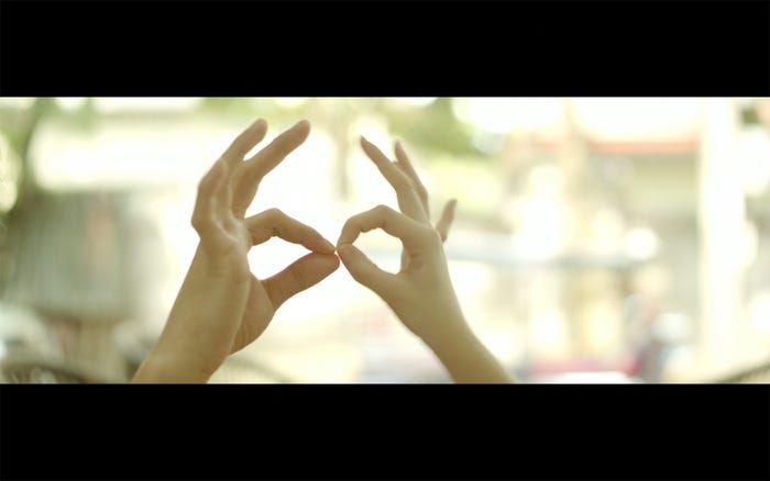 「OK? ~君に贈る24時間~」より(画像提供:avex)