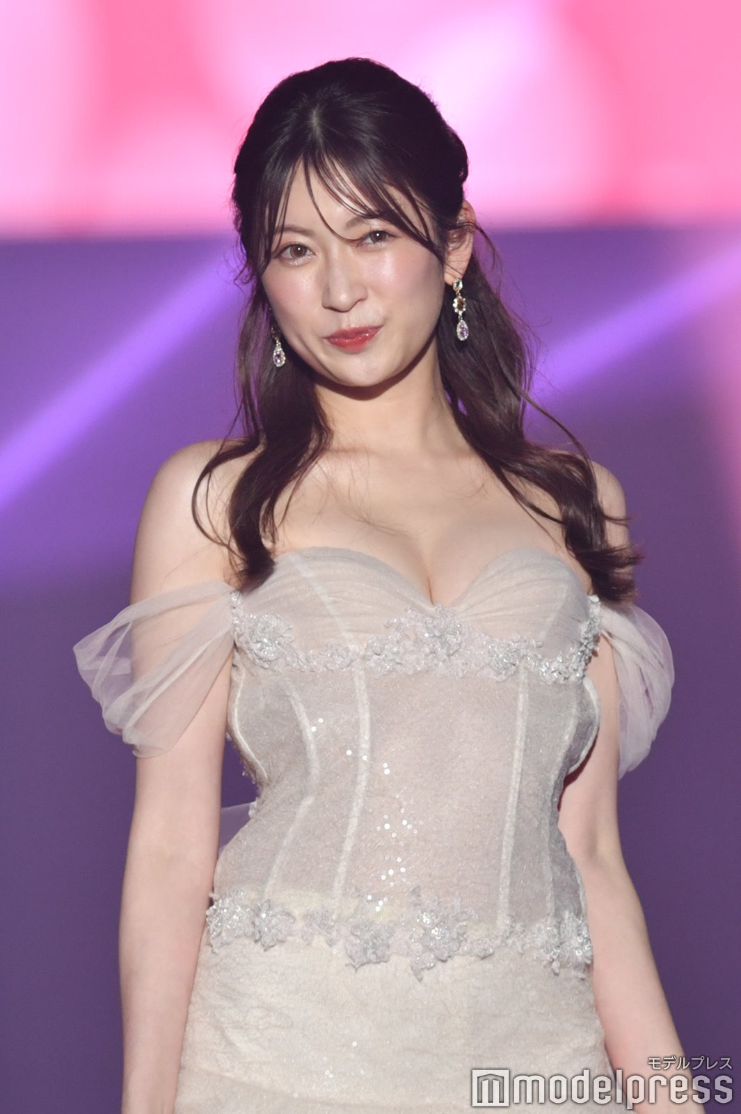 吉田朱里（C）モデルプレス