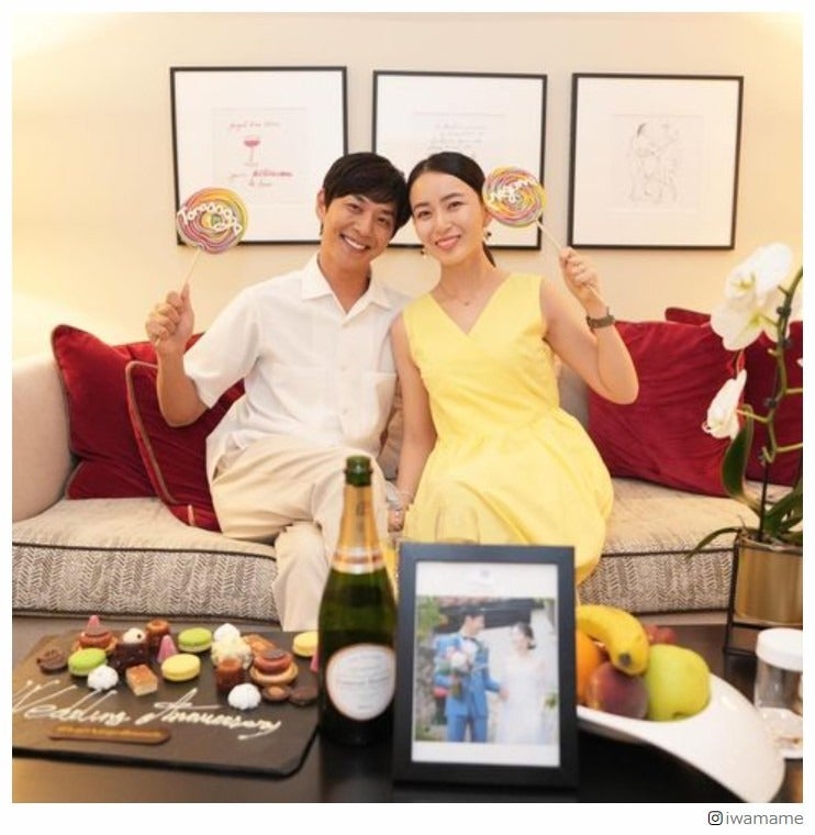 「バチェラー」友永真也＆岩間恵夫妻、ベルギーでの結婚2周年ショット公開に祝福の声続々