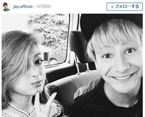ローラ、JOYの“ガールフレンド”に?仲良しトークに反響