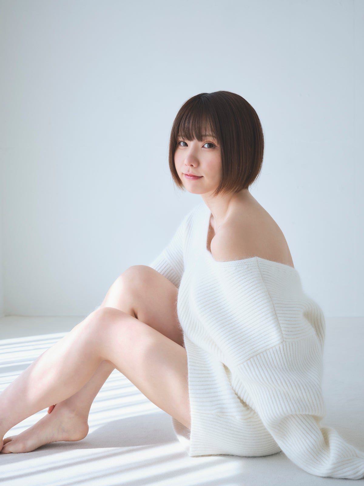 えなこ、ランジェリー姿でふんわり美バスト披露“いつもと少し違う”グラビアに