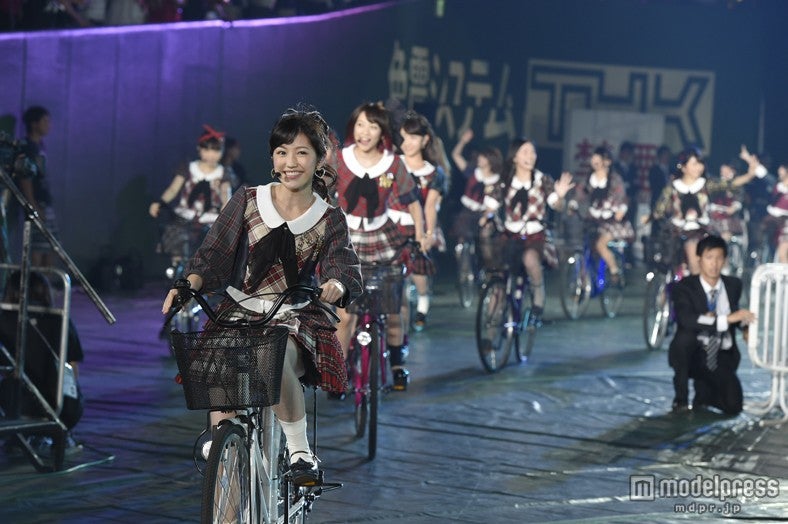 小嶋陽菜「卒業発表ビビってんじゃねーぞ」　AKB48初の単独東京ドームコンサート開幕