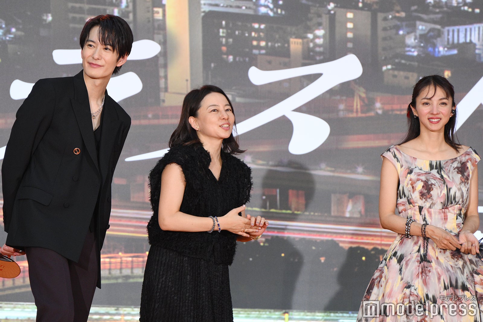 岡田将生、塚原あゆ子監督、満島ひかり（C）モデルプレス