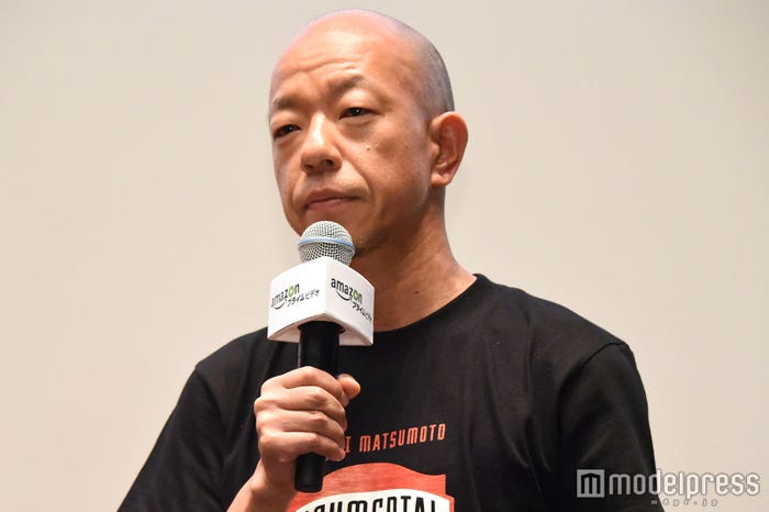 小峠英二(C)モデルプレス