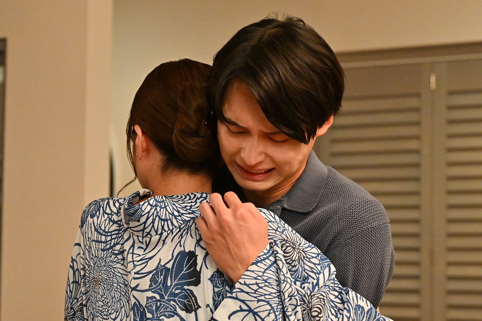 西園寺さんは家事をしない Blu-ray BOX〈4枚組〉松本若菜 / 松村北斗 楽天市場】火曜ドラマ『西園寺さんは家事をしない』／ Blu-ray