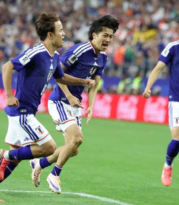 FIFA公式が中村敬斗に注目 U-17の勇姿と並べ掲載→「スター性が溢れてる」「垢抜け方が半端ない」反響