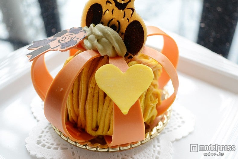 ホワイトチョコでパンプキン、ロゼッタを再現