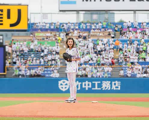 島袋聖南、初始球式 「テラスハウス」メンバーも多数集結