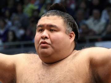 夏巡業休場の高安は「腰痛椎間板症、椎間関節炎、腰痛の急性憎悪」日本相撲協会が発表【大相撲】