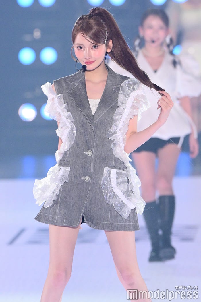 まみ(C)モデルプレス