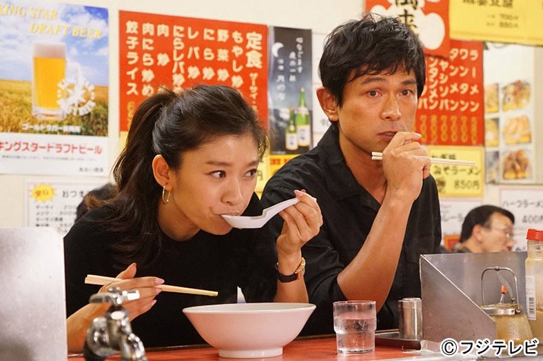 篠原涼子、江口洋介「オトナ女子」第7話・場面カット／画像提供：フジテレビ