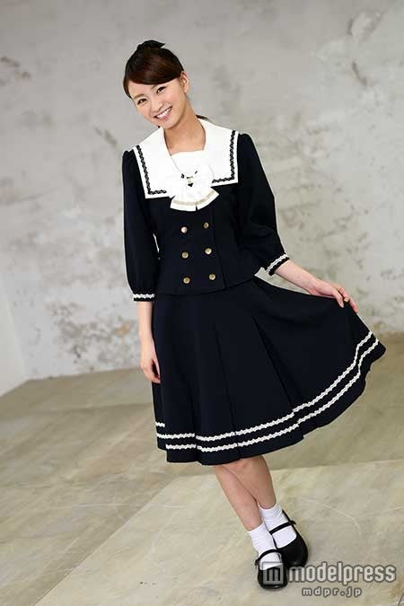 劇中で使用していた衣装の岡崎紗絵