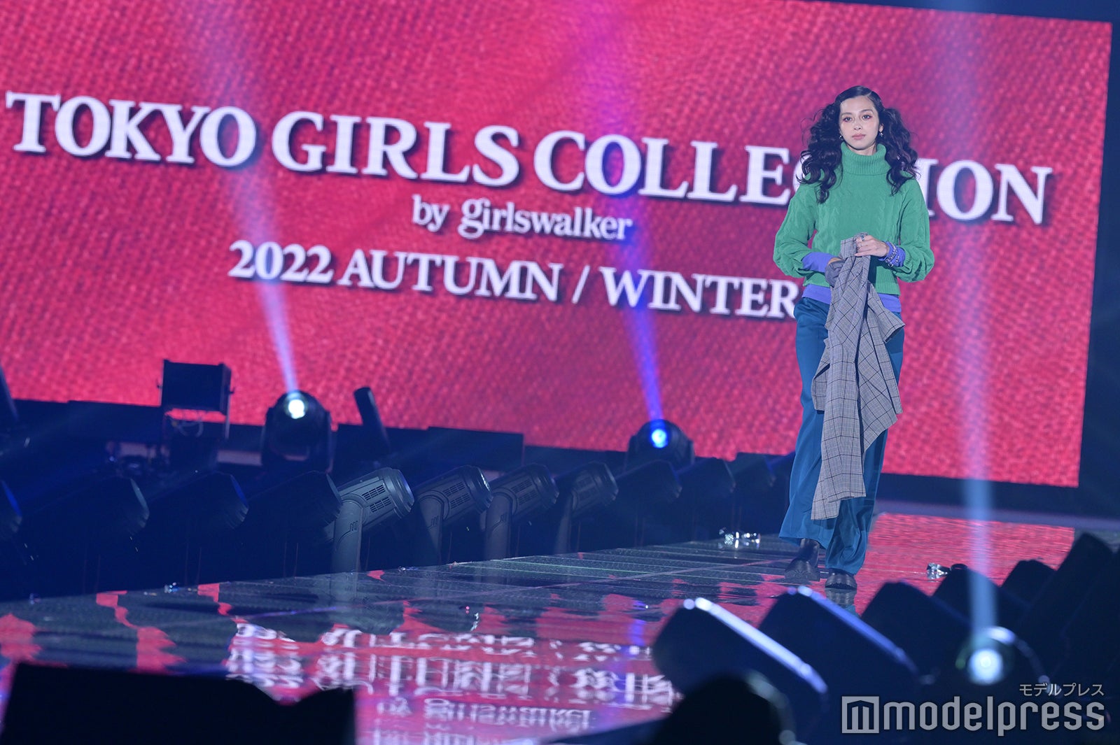 （C）モデルプレス