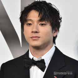 「GQ MEN OF THE YEAR 2023」フォトコールに登壇した山田裕貴（C）モデルプレス