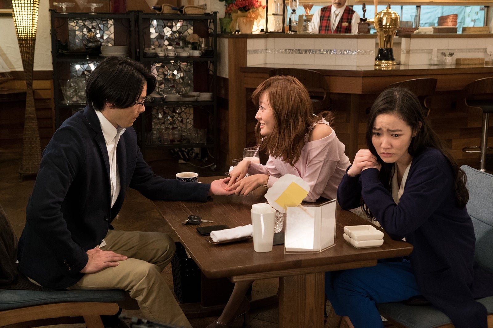 『ホリデイラブ番外編～10年前の2人・井筒夫妻編～』より（提供画像）