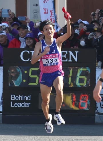 快走の黒田朝日 宇田川とのほっこり談笑シーンは「夏合宿で彼を抜いた時にやったサインをやり返されて」