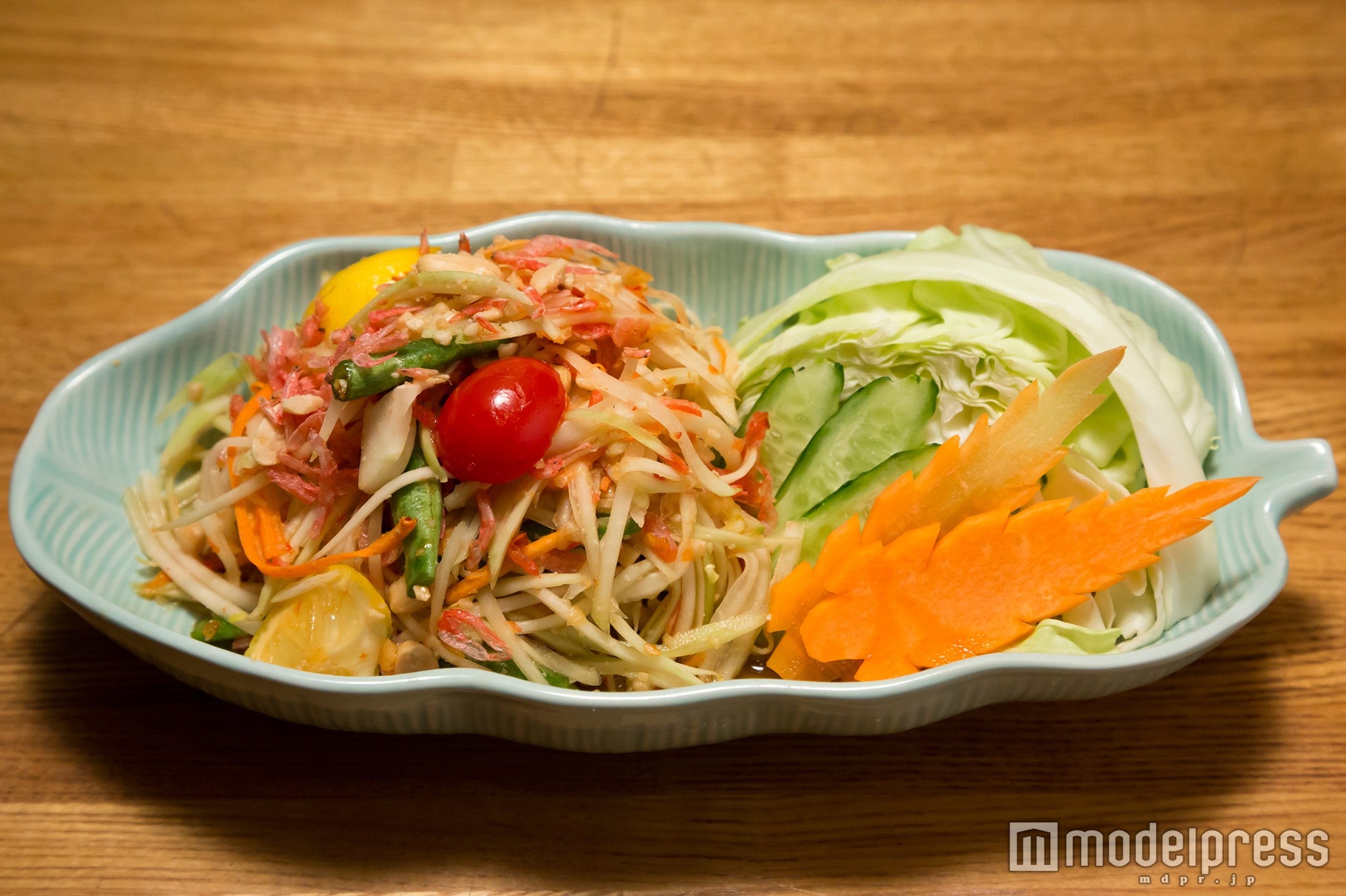 ソムタム（青パパイヤサラダ）860円／画像提供：ダオタイ阿佐ヶ谷店