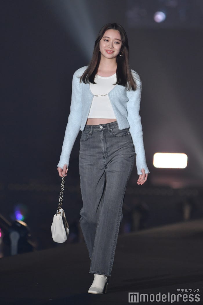 田鍋梨々花 (C)モデルプレス