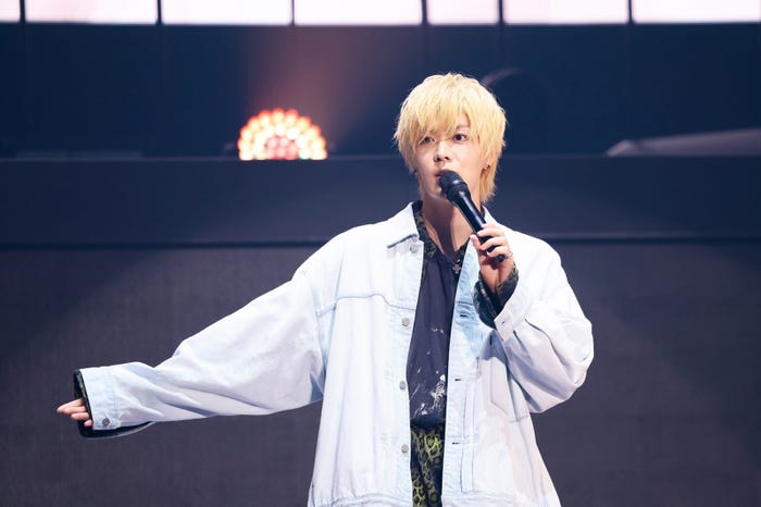 中本悠太「HiGH&LOW THE WORST X」PREMIUM LIVE SHOW(C)2022「HiGH&LOW THE WORST X」製作委員会(C)高橋ヒロシ(秋田書店)HI-AX