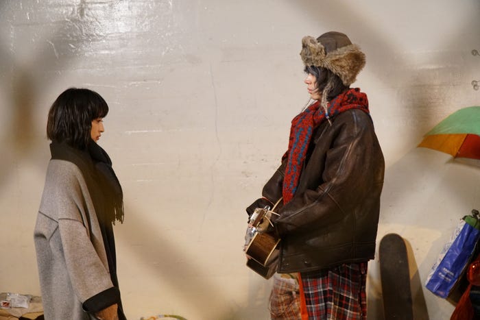 門脇麦、菅田将暉/「トドメの接吻」第5話より(C)日本テレビ