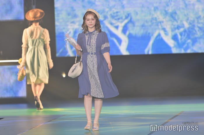 村重杏奈(C)モデルプレス