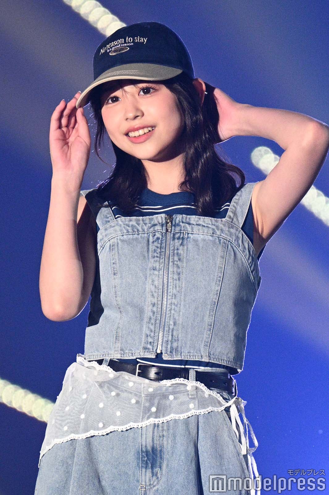 カジサック長女・梶原叶渚、タンクトップ姿でほっそり二の腕披露