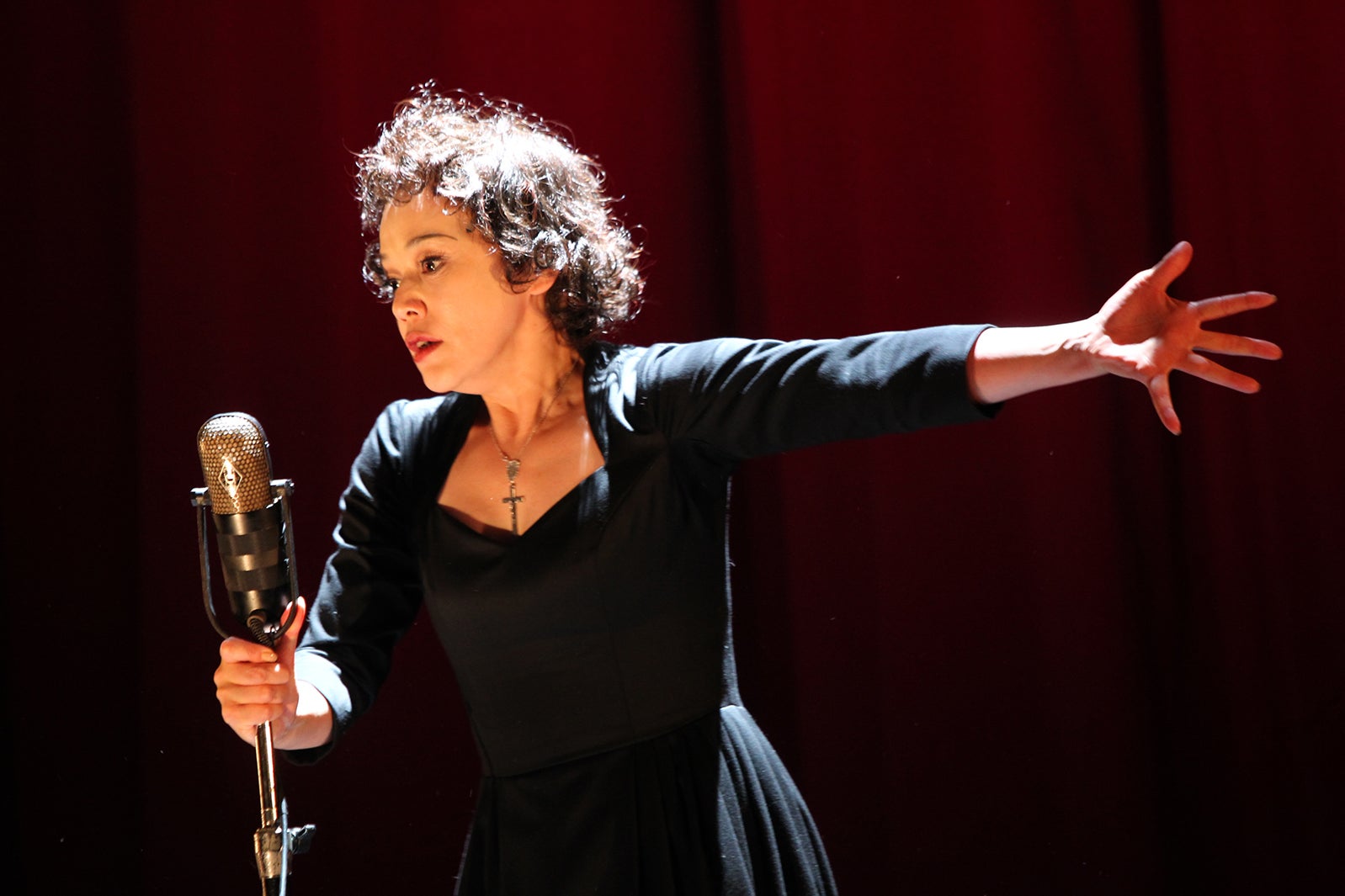 大竹しのぶ／「ピアフ」（提供写真）