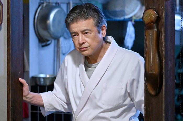 三浦友和/「クロサギ」第9話より(C)TBS